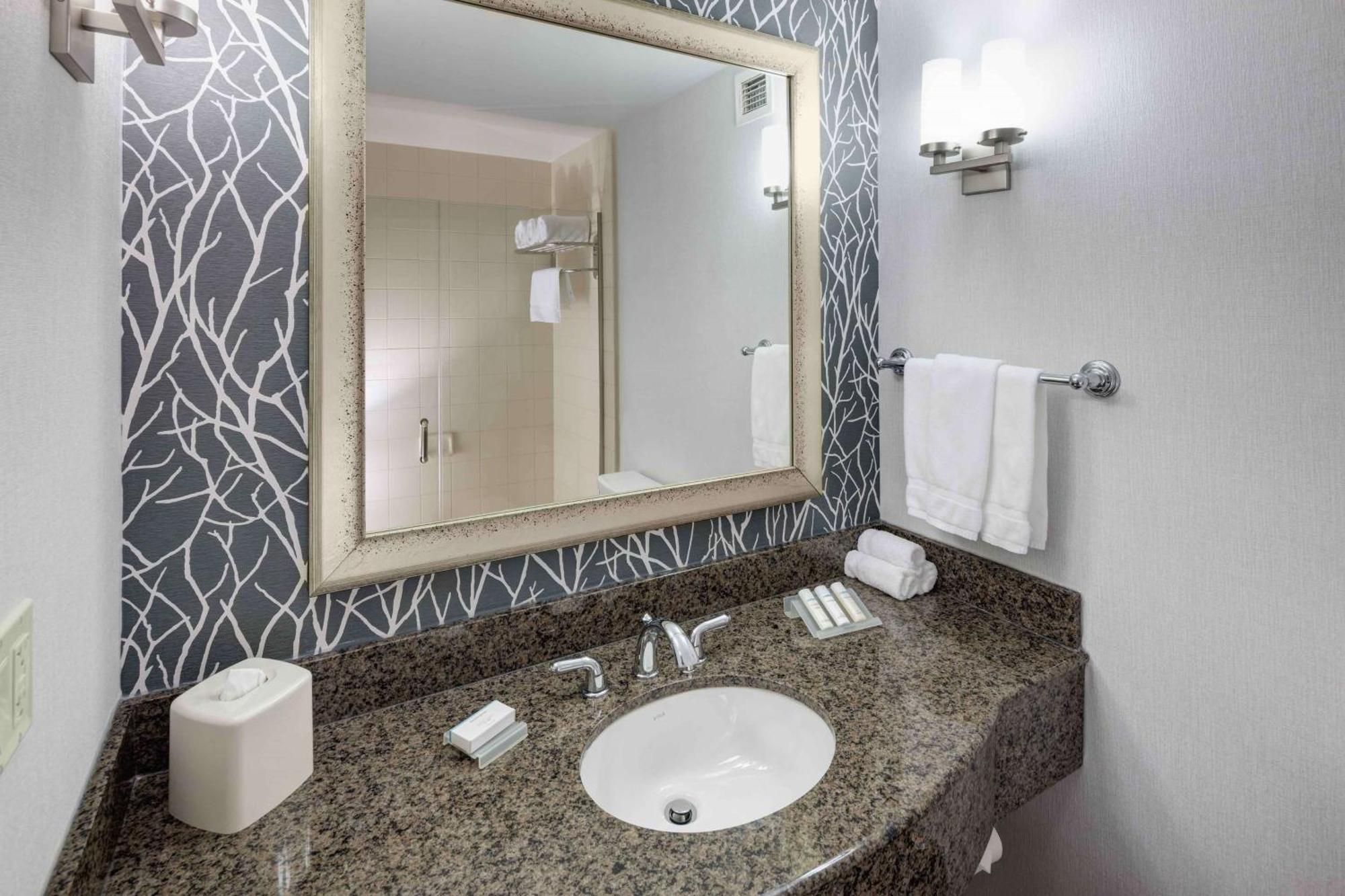 Hilton Garden Inn Detroit/Novi Esterno foto