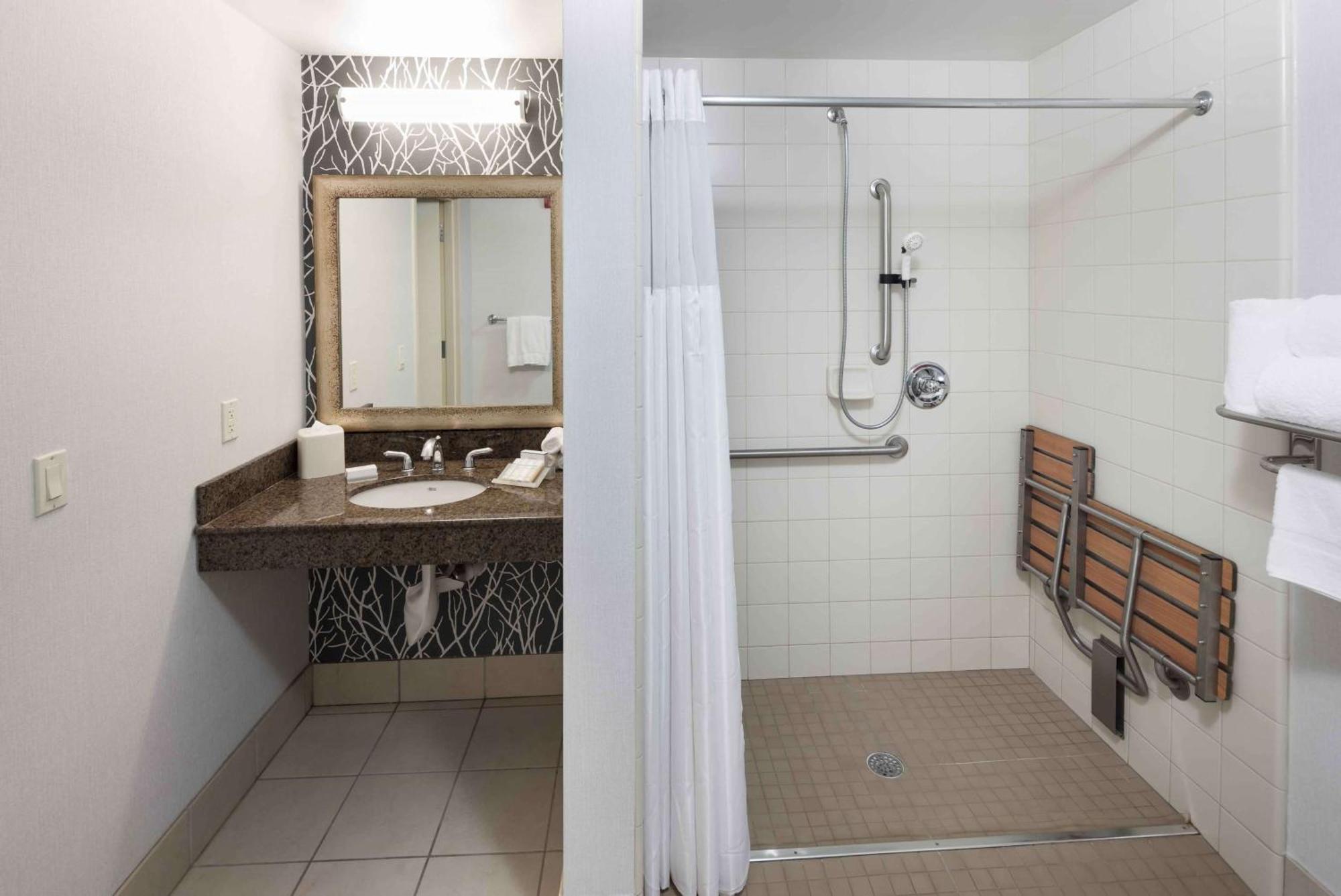 Hilton Garden Inn Detroit/Novi Esterno foto
