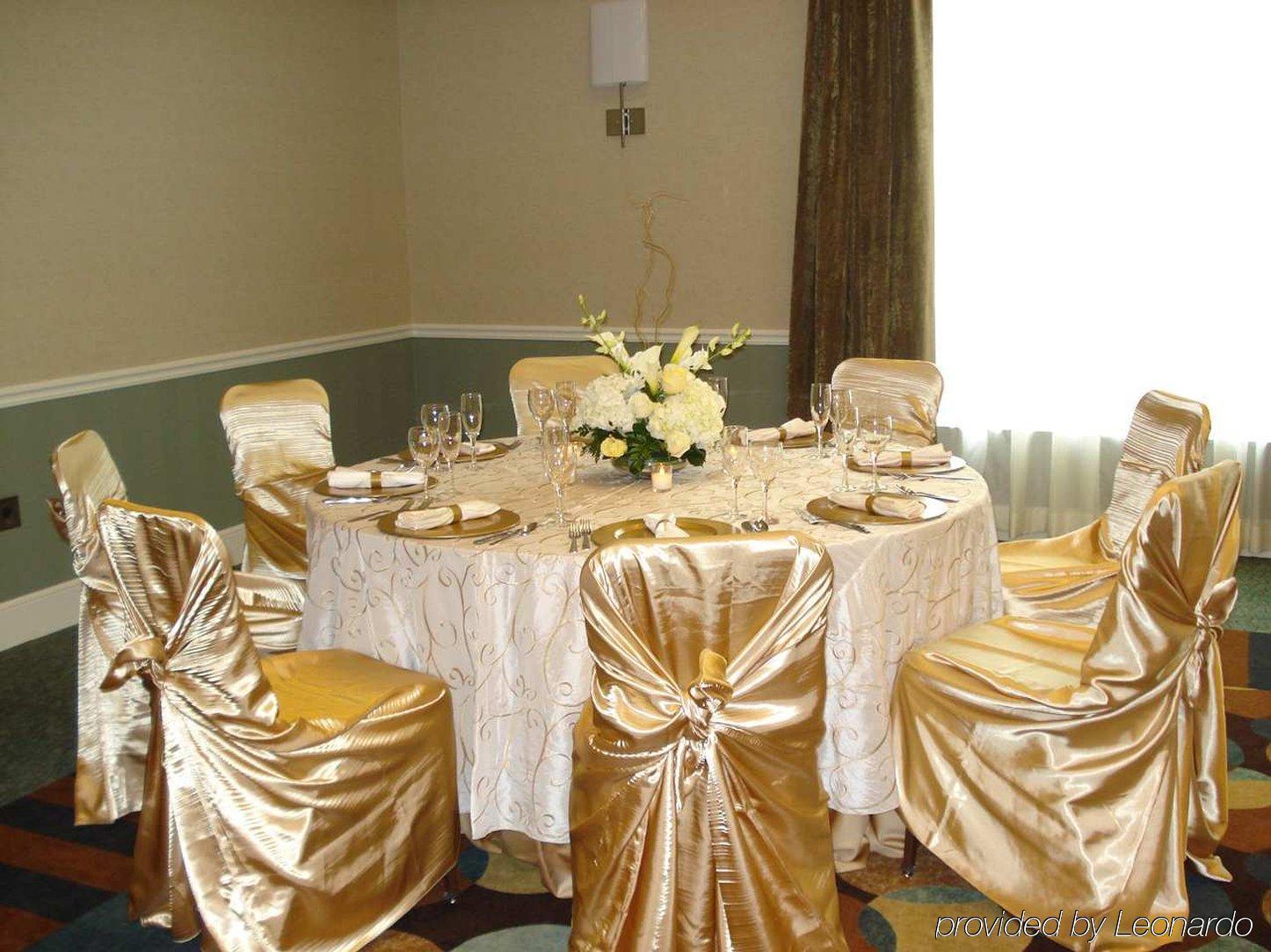 Hilton Garden Inn Detroit/Novi Ristorante foto